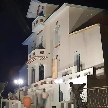 Apartamento Stunning In Saint-raphael With Wifi *