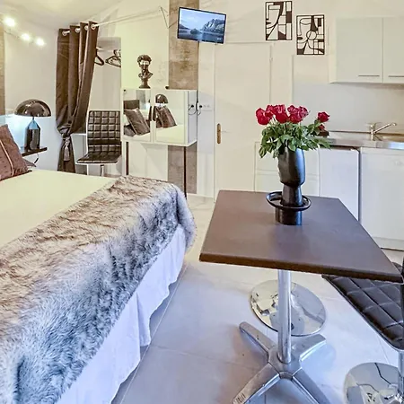 Apartamento Stunning In Saint-raphael With Wifi Saint-Raphaël